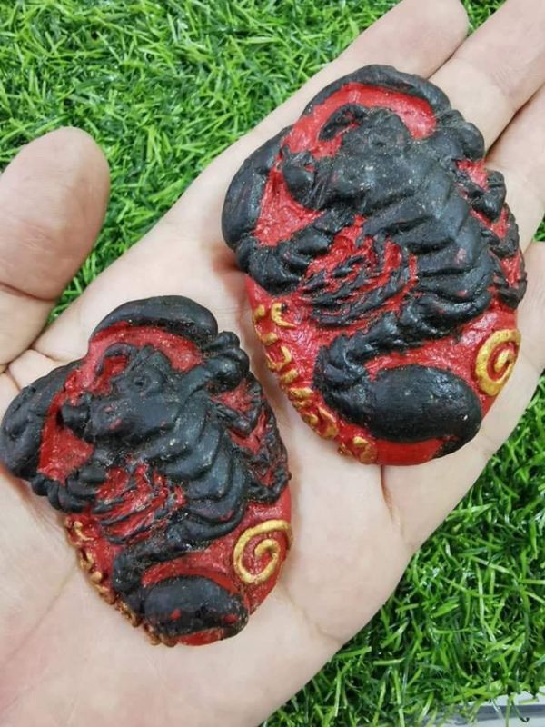 Bùa Bò cạp ma