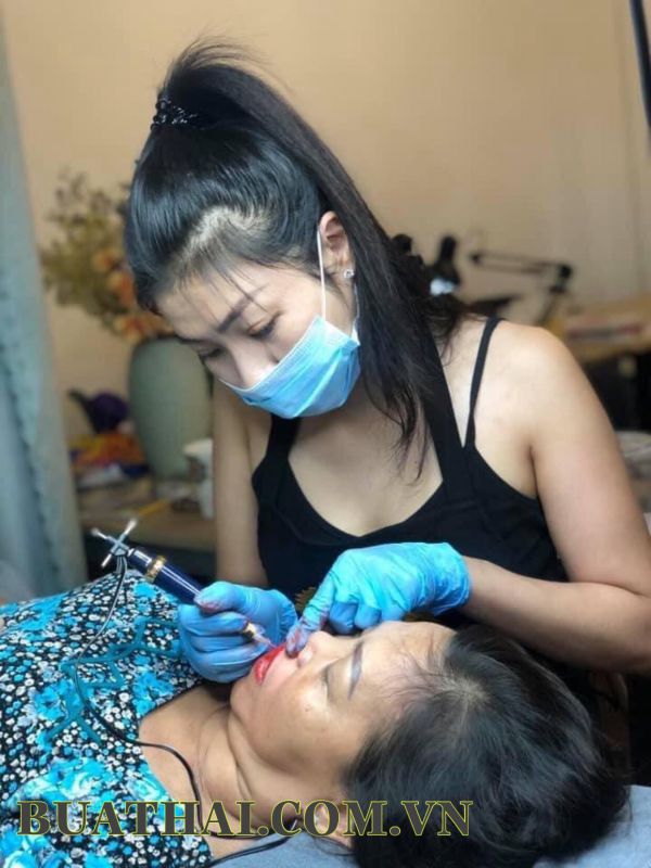 Chân mày phong thủy là gì và những điều cần biết về phun xăm chân mày