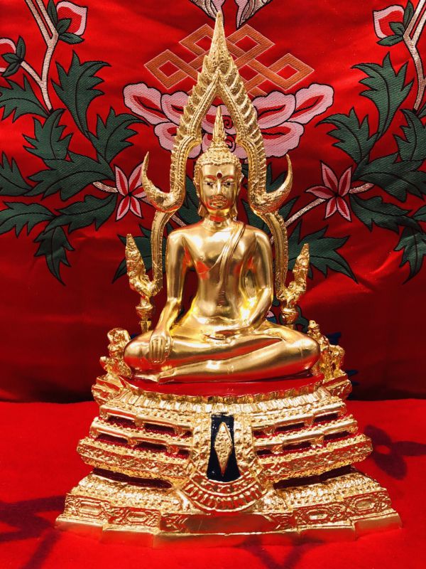 Tượng Phật chiến thắng ma vương