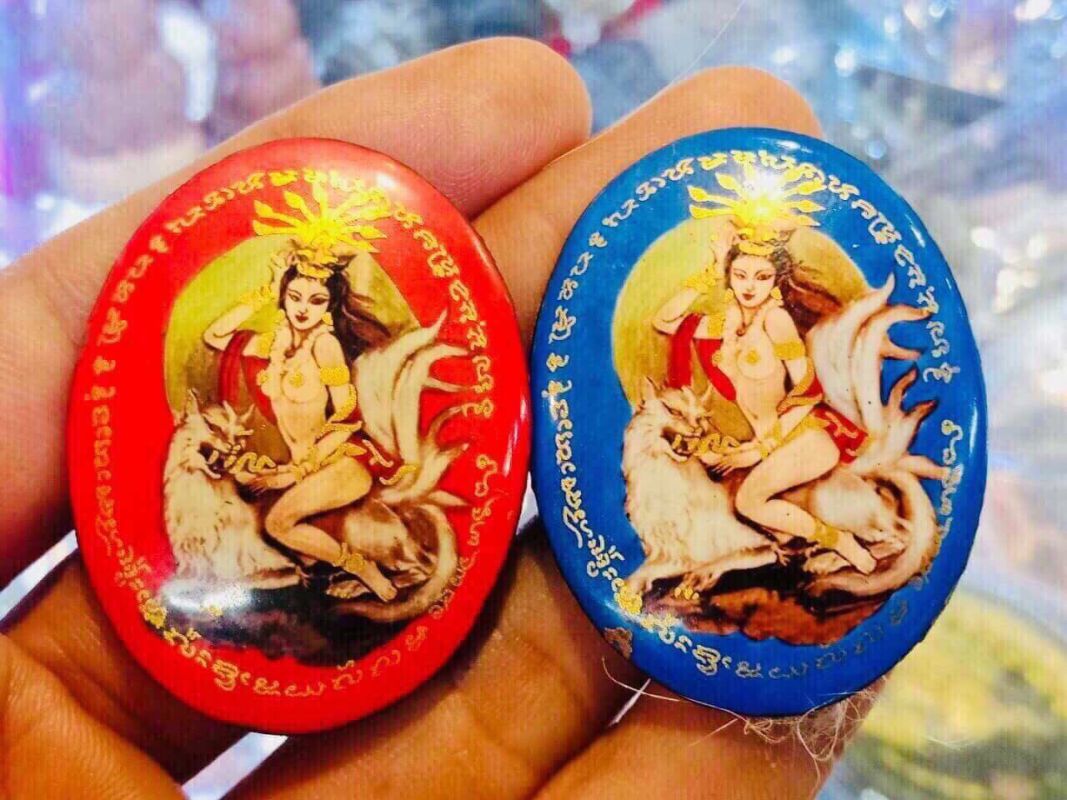 BÙA HỒ LY