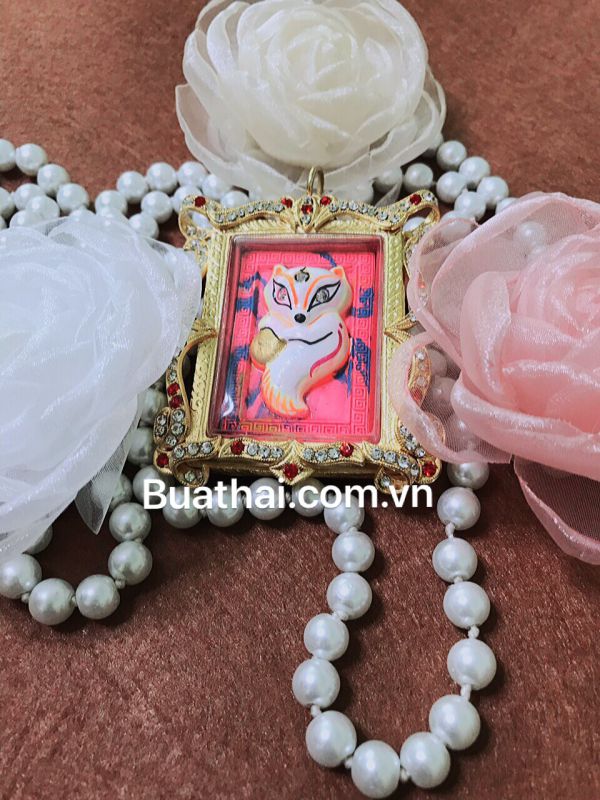 BÙA HỒ LY CHÍN ĐUÔI