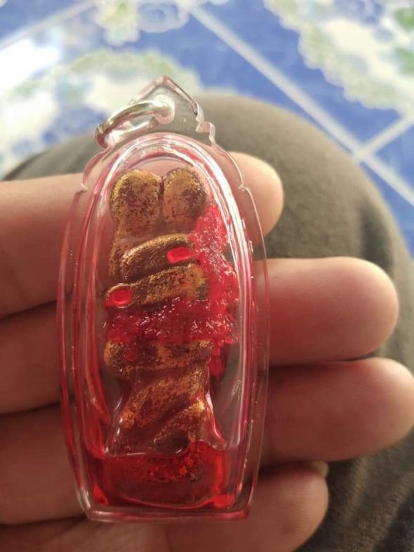 BÙA YÊU PHÉP ĐEN