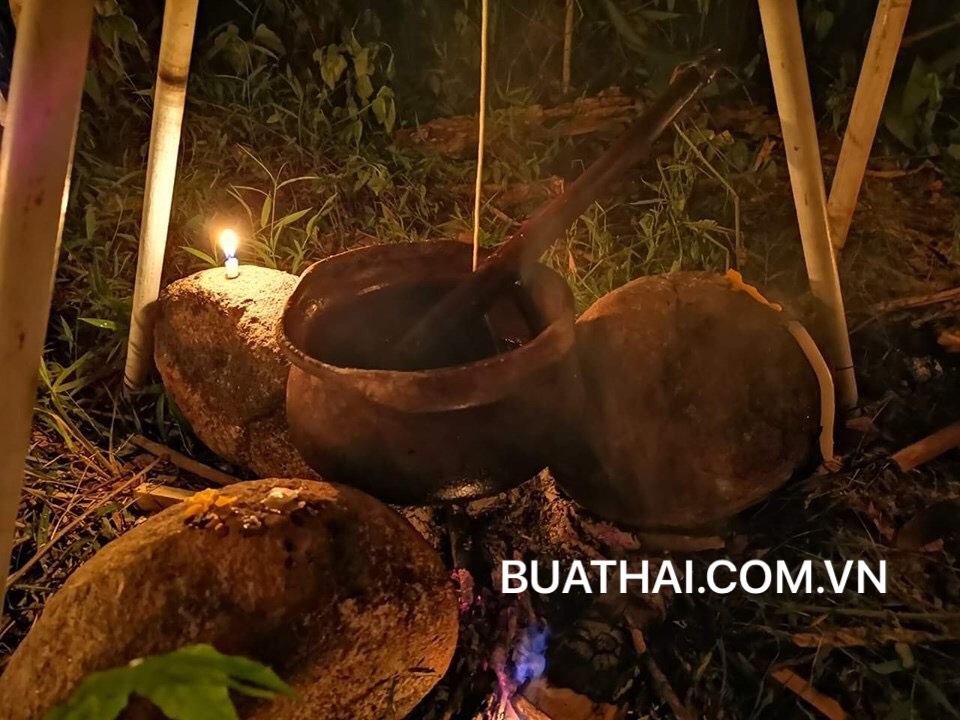 DẦU NAM MAN PRAI PRAI PHAYA NGAM