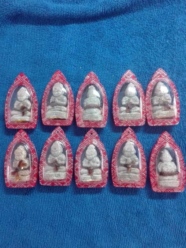 CẬU BÉ KUMANTHONG LINH NHI THIÊN TỬ